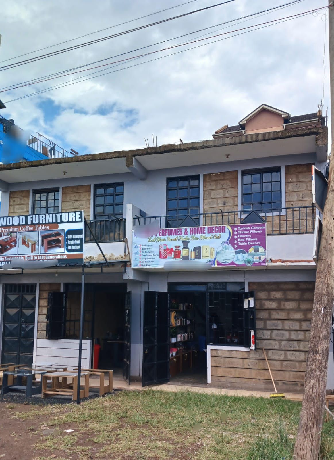 𝐀 𝐅𝐋𝐀𝐓  𝐎𝐍 𝐓𝐇𝐄 𝐇𝐈𝐆𝐇𝐖𝐀𝐘,𝐓𝐇𝐈𝐊𝐀 𝐑𝐃🚘,𝐑𝐔𝐈𝐑𝐔📍