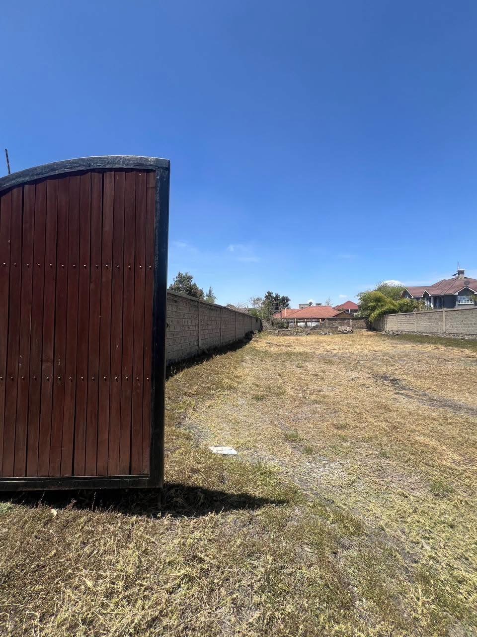 0.2716 acres of land for sale on airport road