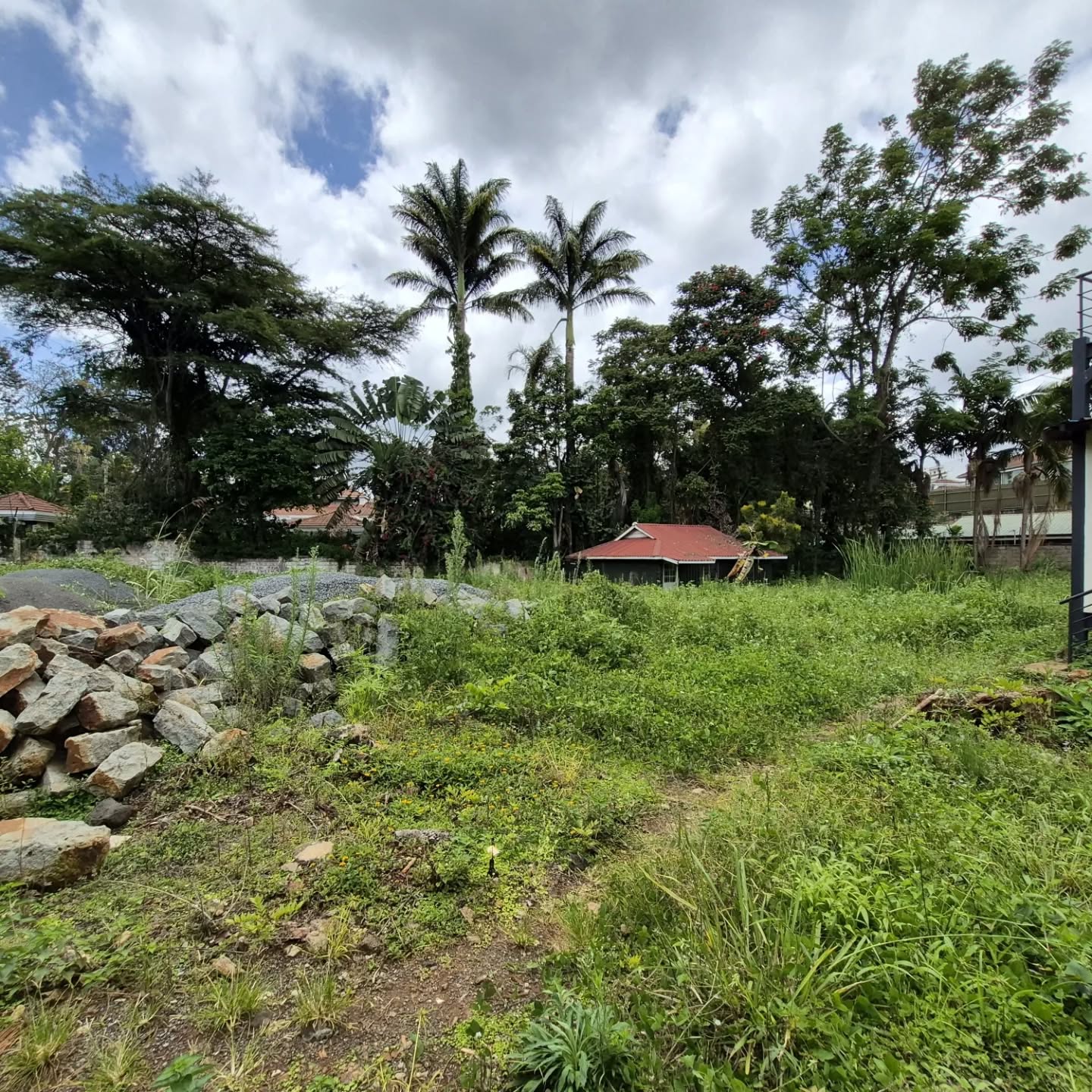 0.5 Acre commercial land available for Sale in Gigiri Estate Image
