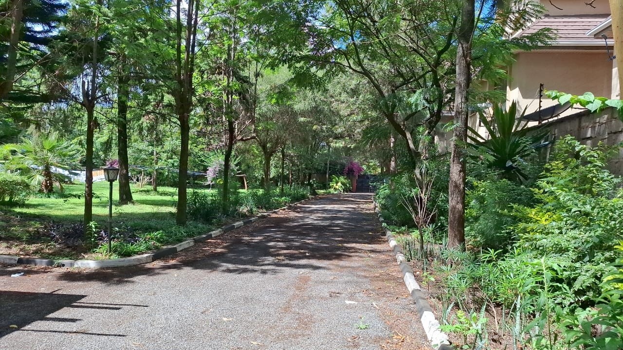 0.9 ACRES PRIME KILELESHWA LAND FOR SALE IN KILELESHWA Image