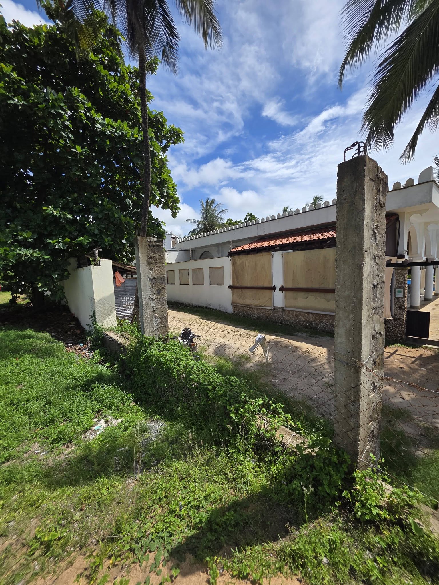 1 acre beachfront land for sale in Diani, next to Lantana Galu.