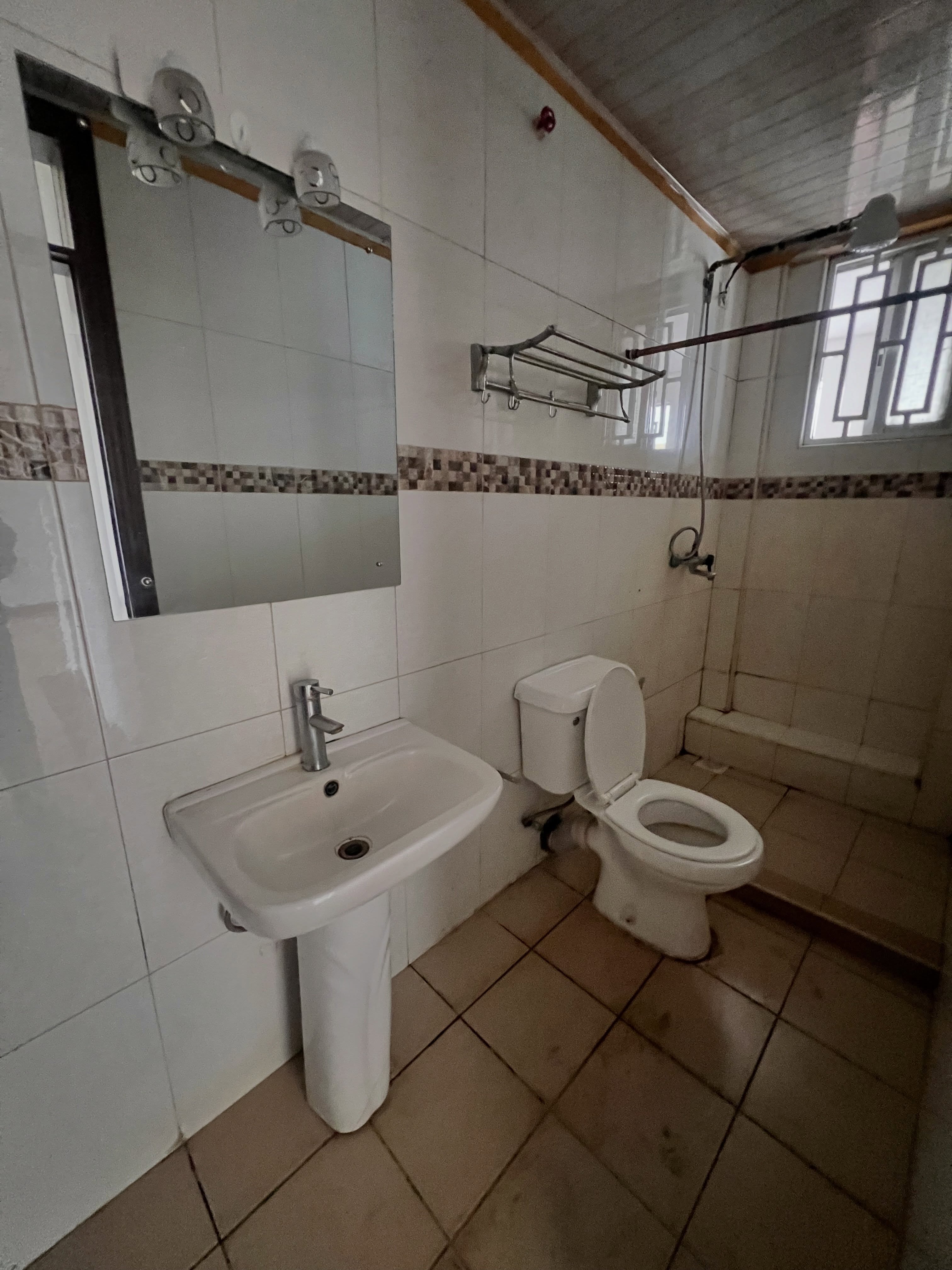 1 bedroom apartment for rent in kilimani Image