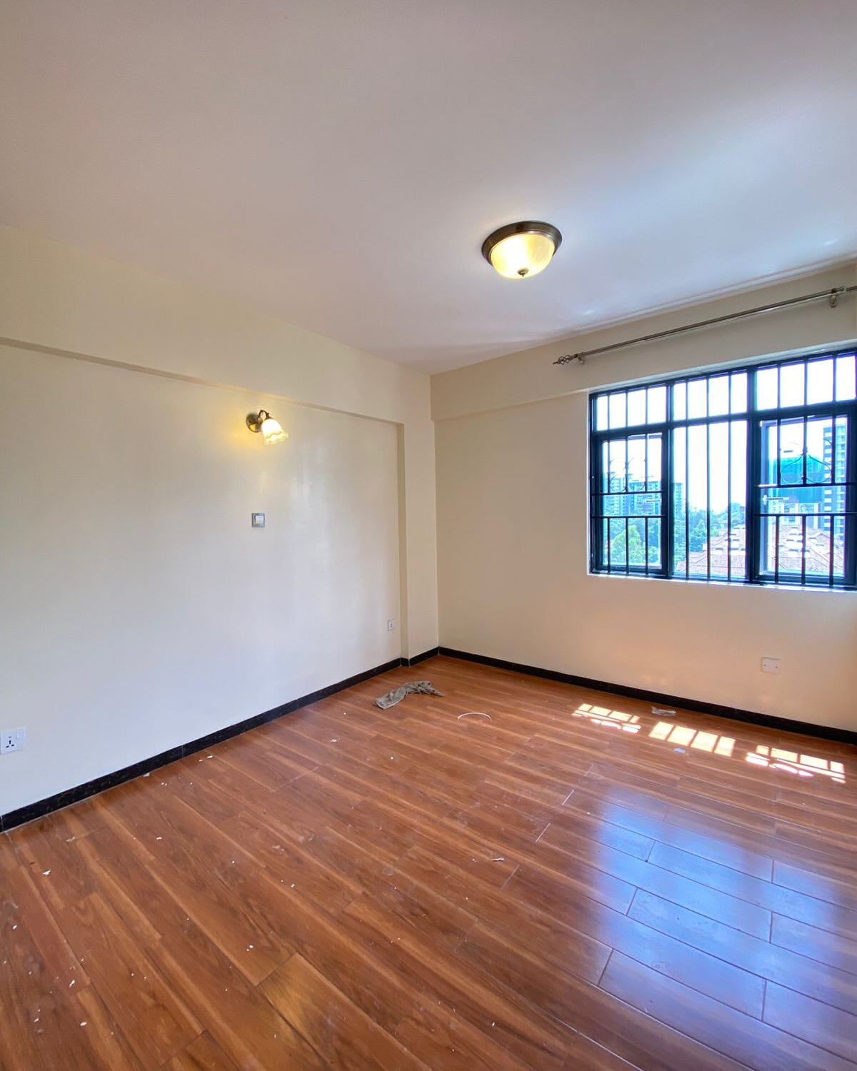 1 Bedroom Apartment To Let in Kilimani Image