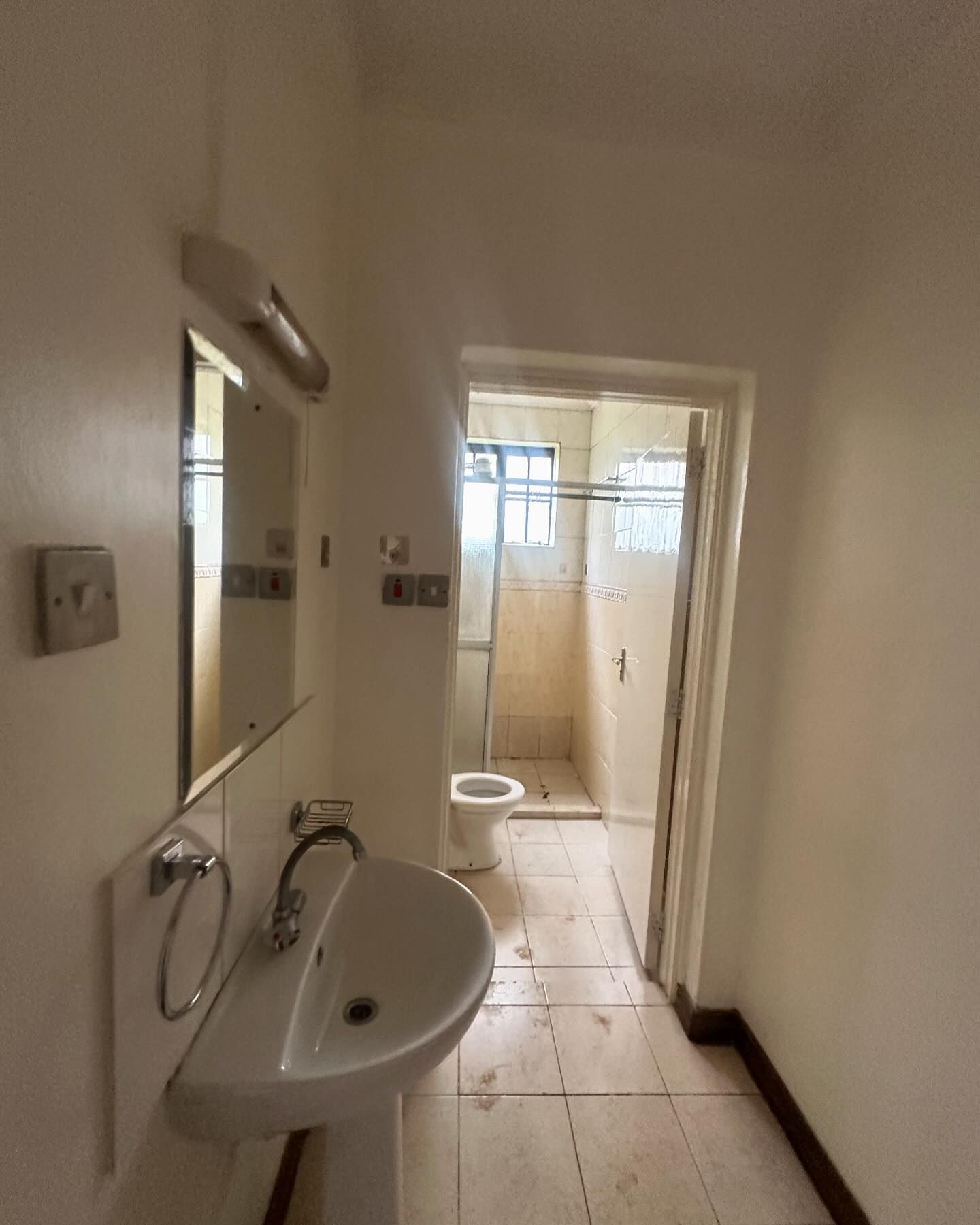 1 bedroom apartment to let in Kilimani off Argwings Kodhek Rd. Image