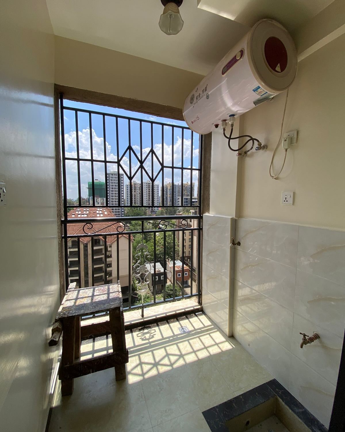 1 Bedroom Apartment To Let in Kilimani Image