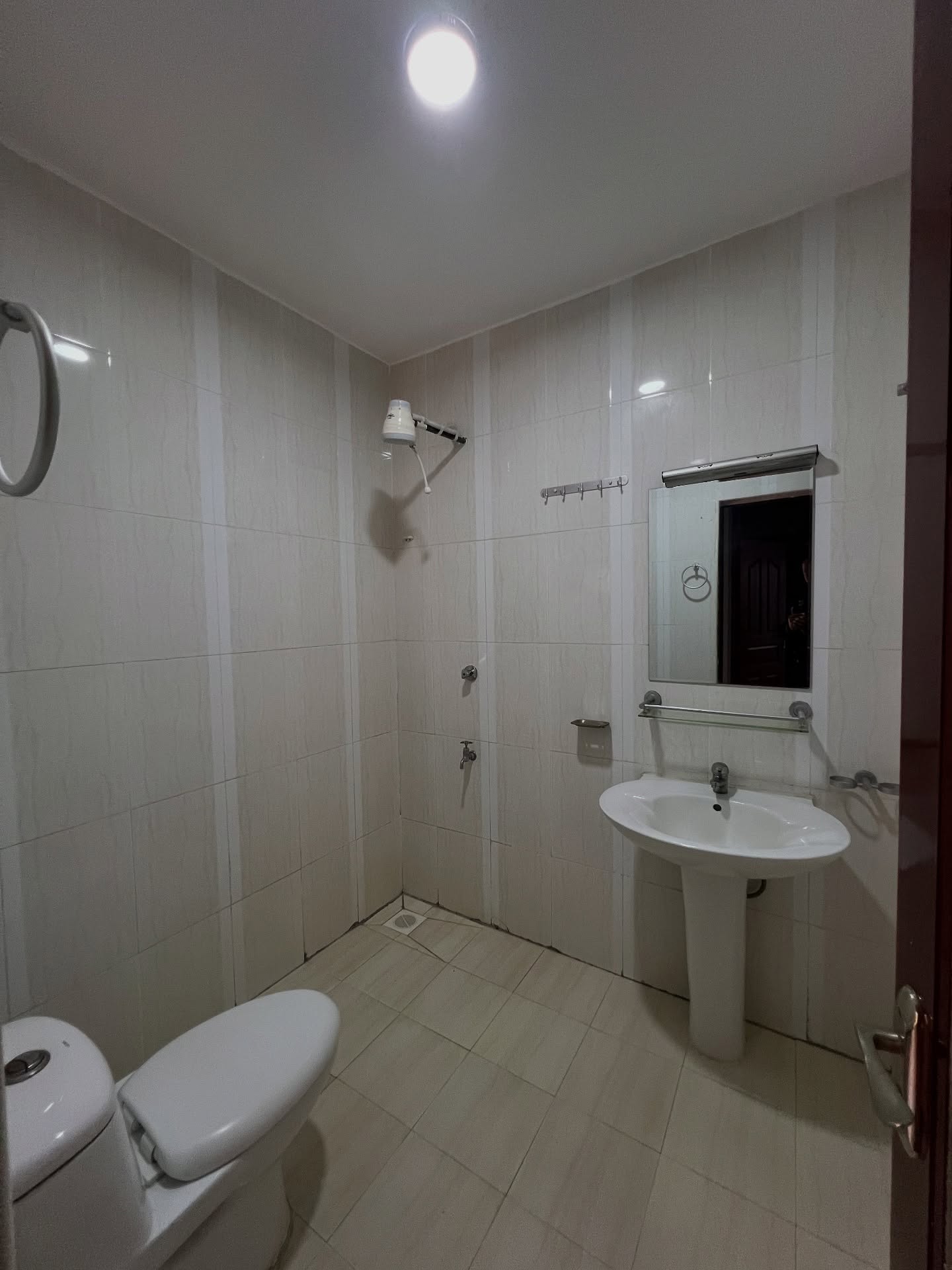 1 bedroom apartment to let in the heart of Lavington area Image