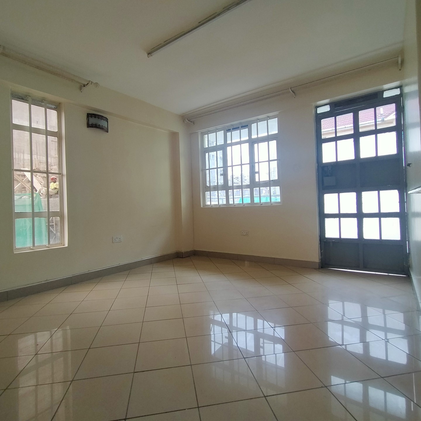 1 bedroom apartment to let South B