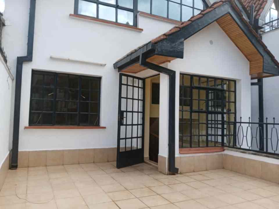 5 bedroom house for rent in Westlands