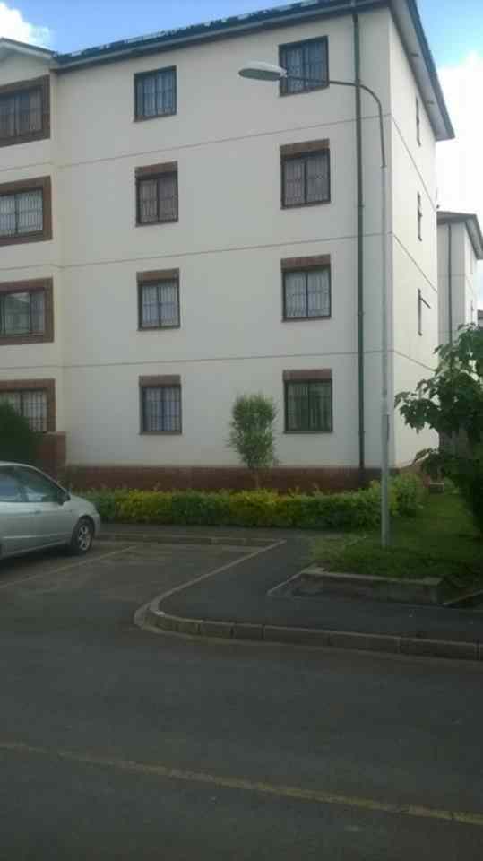 Three bedroom apartment to let at Nyayo estate embakasi