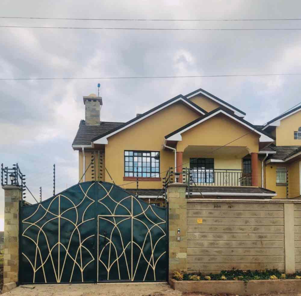 4 bedroom for sale in Mugutha Estate off Thika road