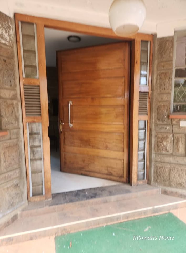 11 bedroom maisonette plus dsq for sale in Kahawa Sukari Image