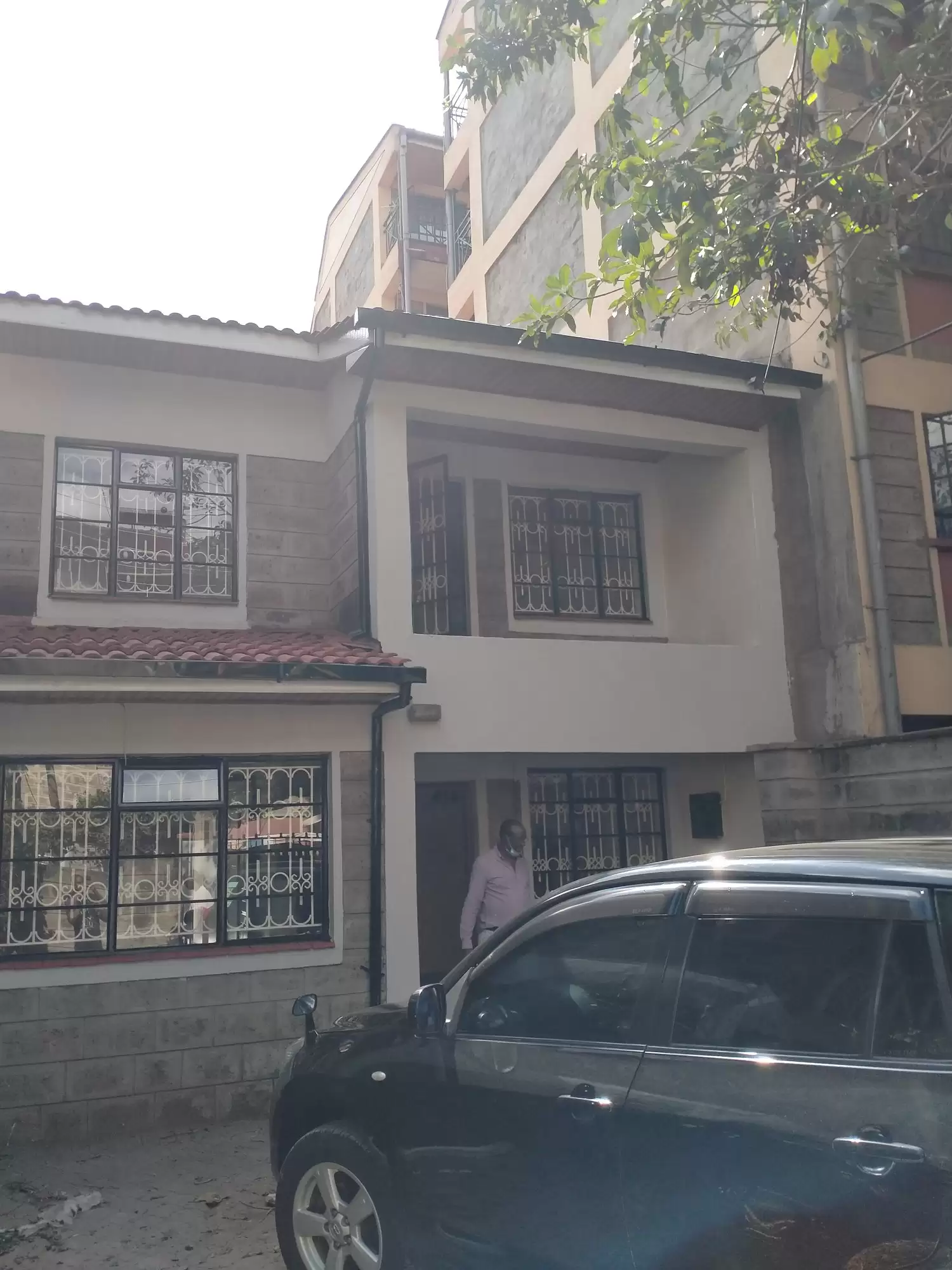 4 bedroom maisonette for rent in South b Image