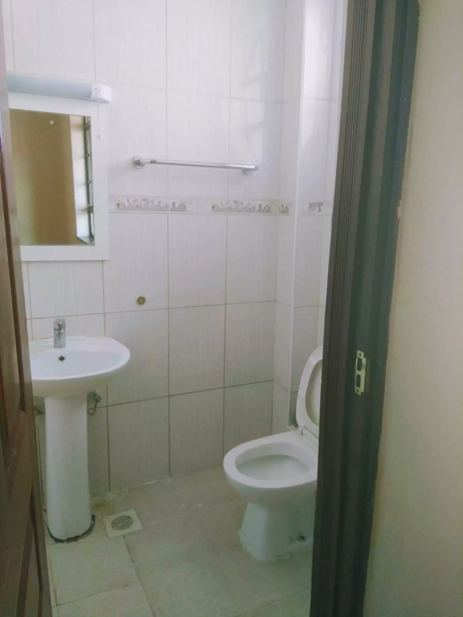 chabari court 3 bedroom apartment for rent in Kileleshwa Image