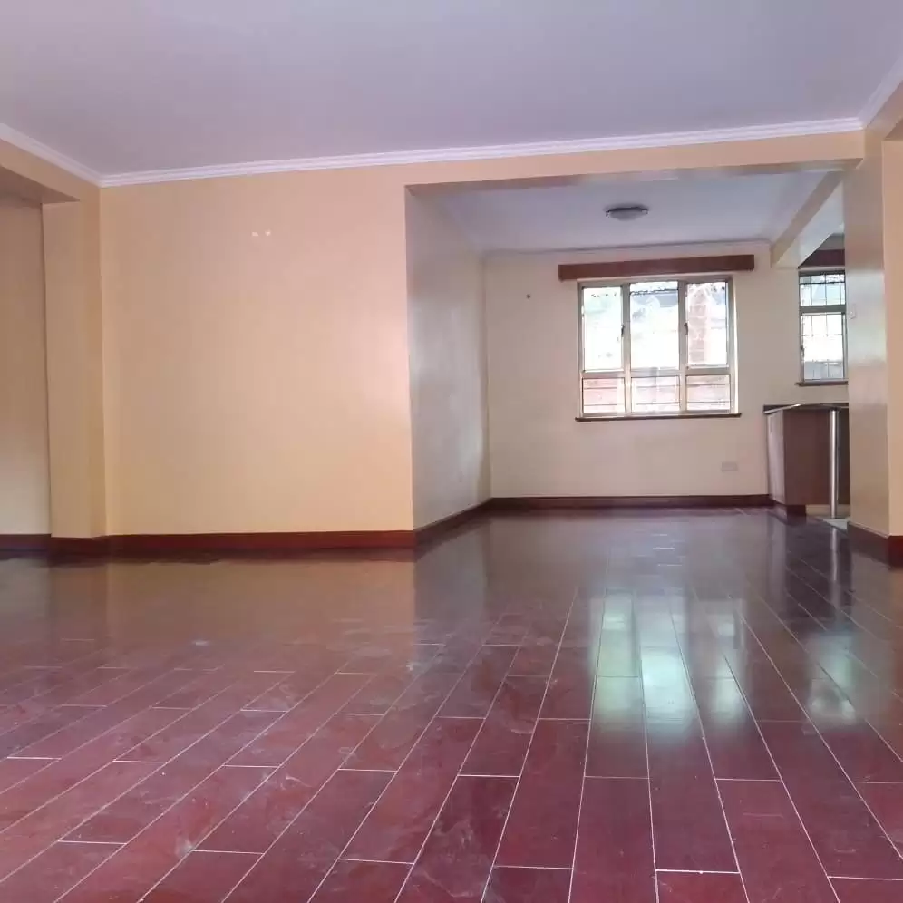 Three bedroom to let in Lavington Image