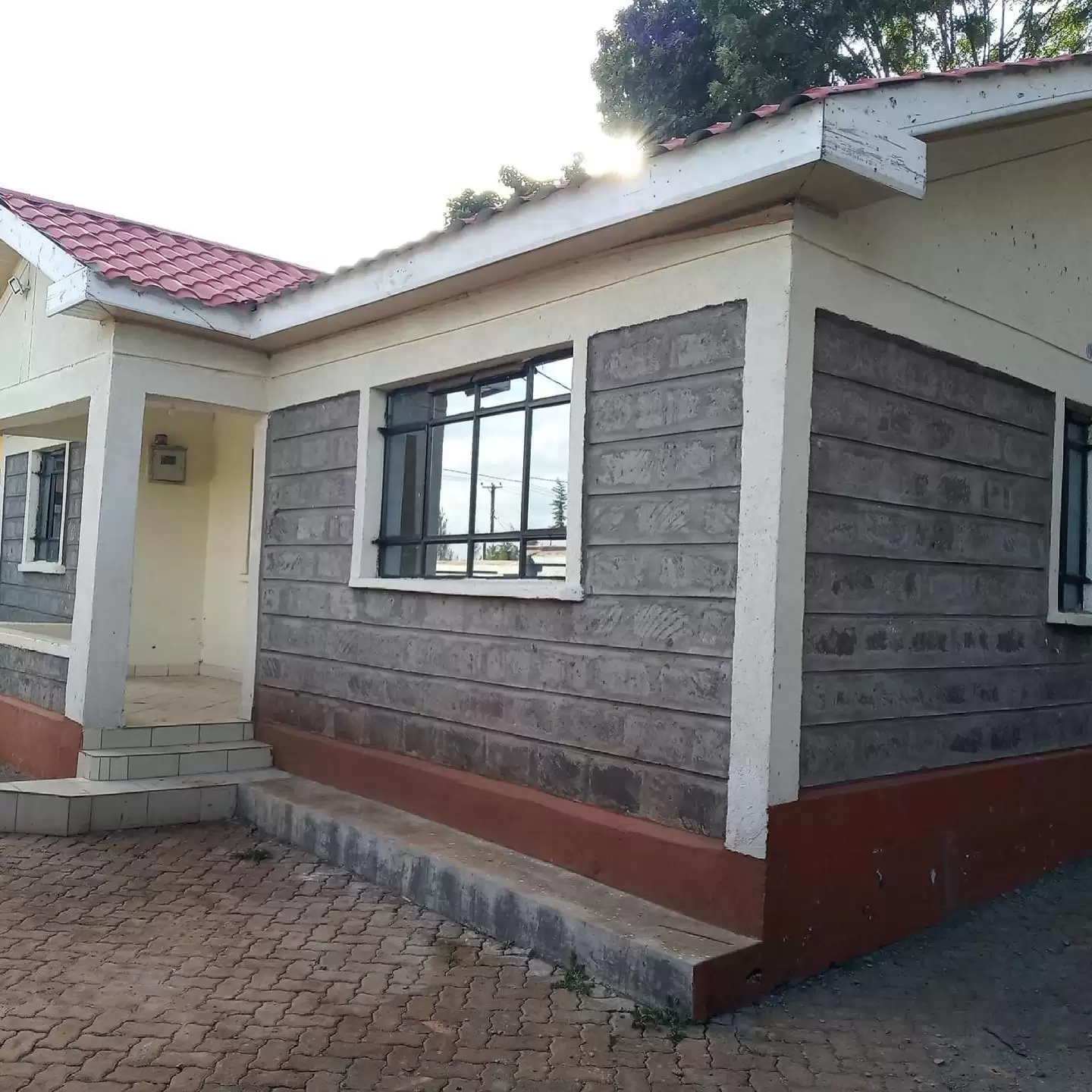 3 bedroom for rent and sale in Ruaka Image