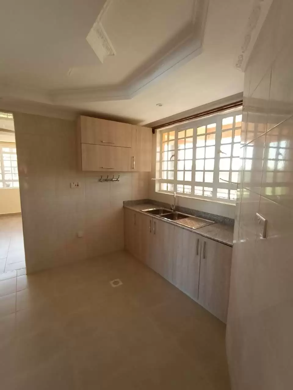 5 bedroom mansion for sale in Kenyatta road Image