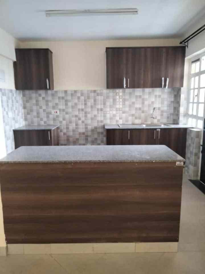 3 bedroom to let in Ngara west, stima plaza