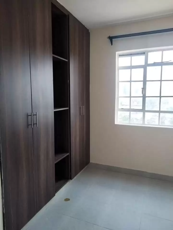 3 bedroom to let in Ngara west, stima plaza Image