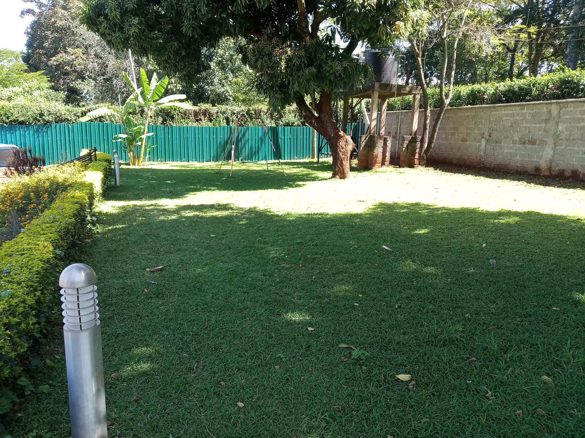 3 bedroom furnished mansion for rent in rosslyn estate in Rosslyn