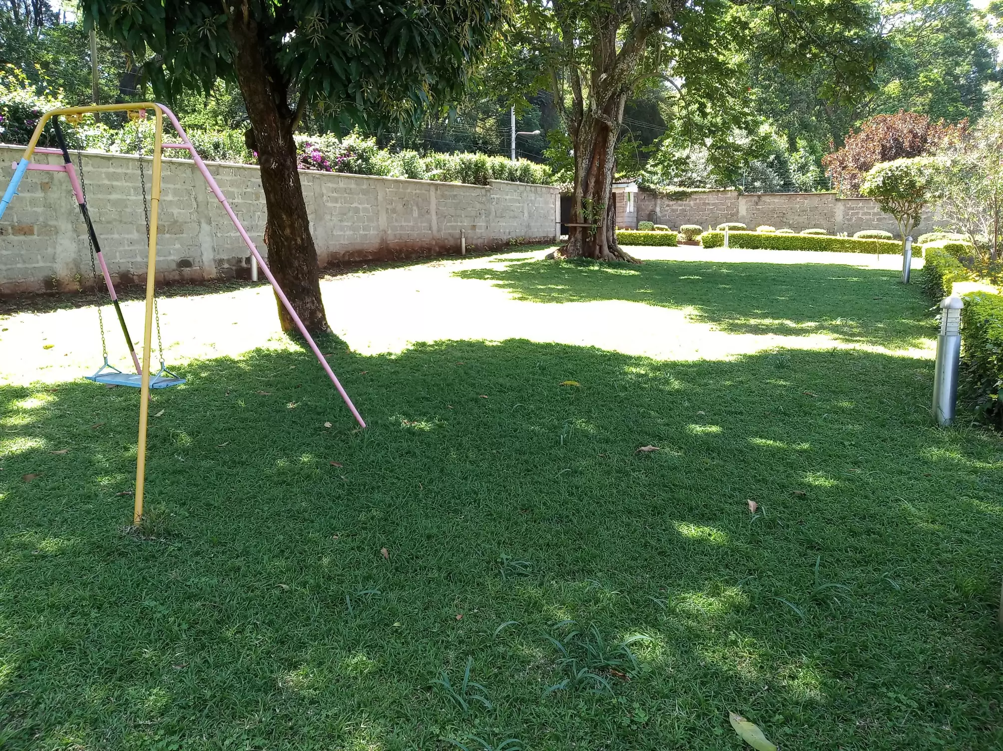 3 bedroom furnished mansion for rent in rosslyn estate in Rosslyn