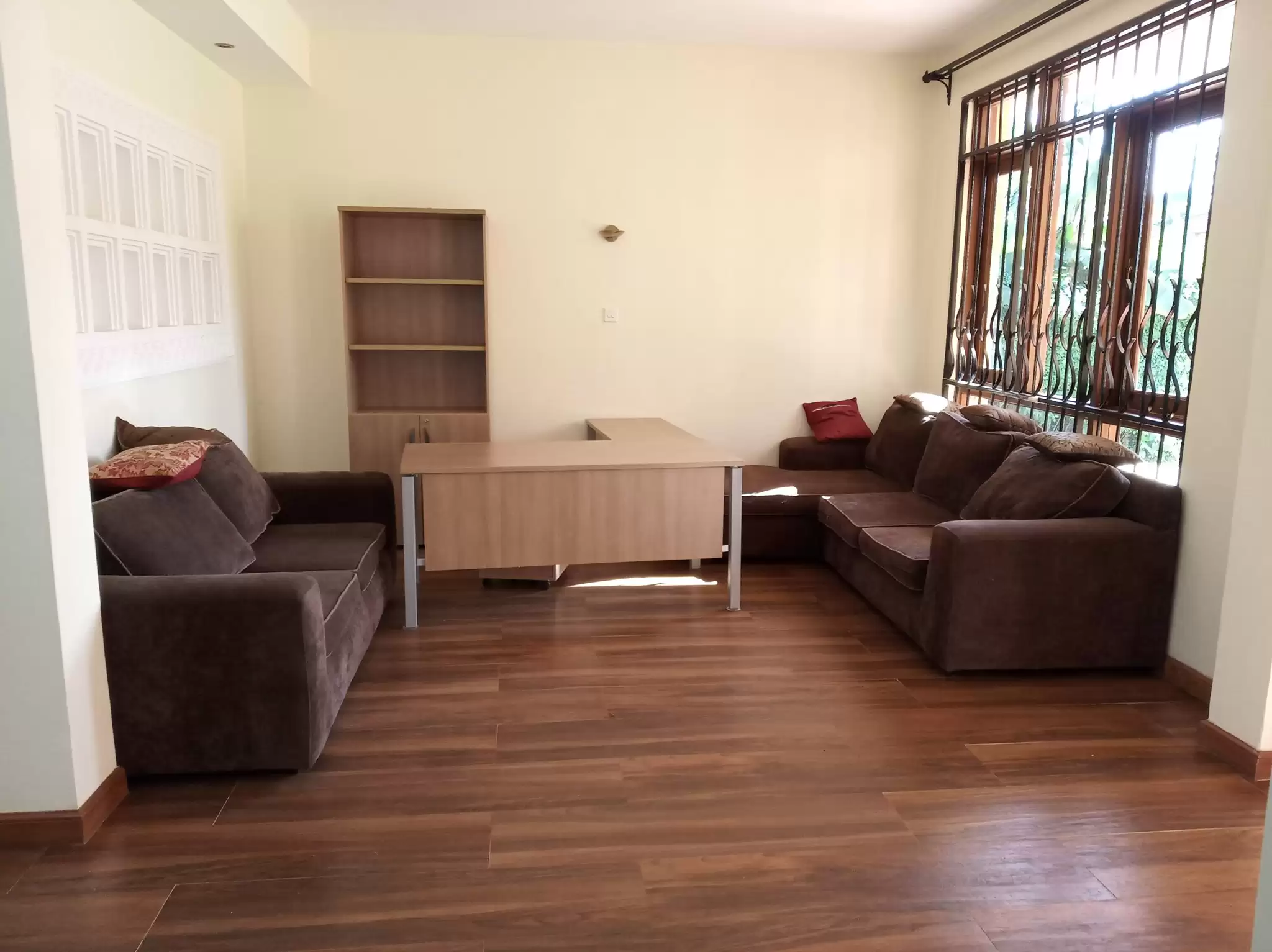 runda 4 bedroom mansion for rent Image