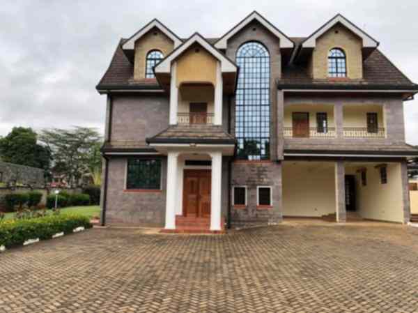 Spacious 5 bedroom mansion for rent in Runda