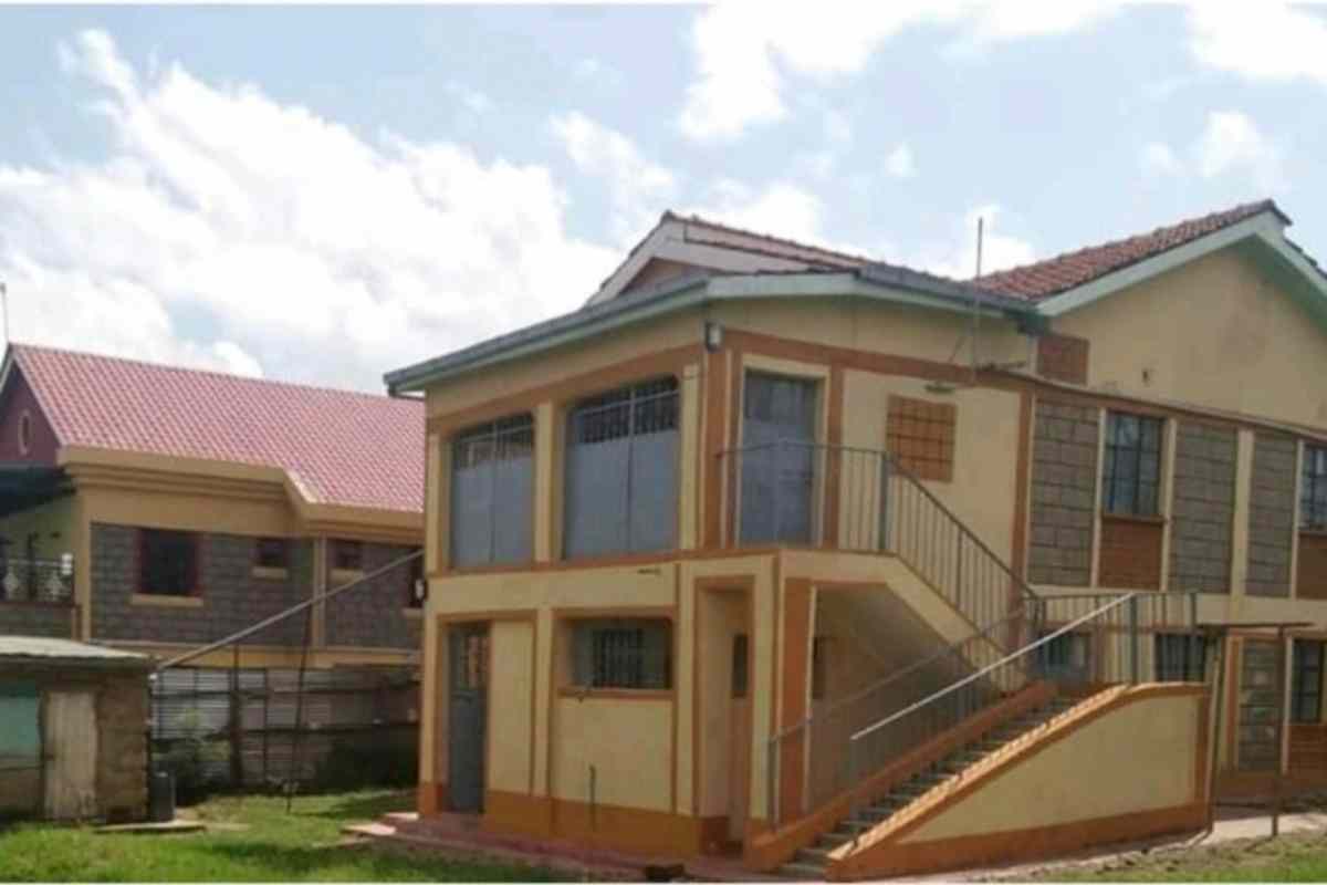 Ruai Eastern bypass 6 bedroom house for sale