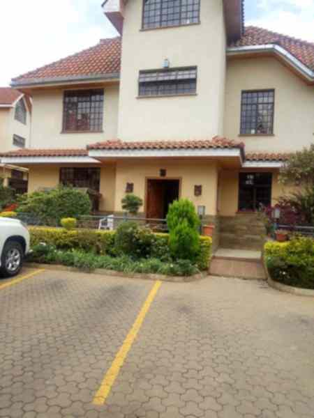 6 bedroom villaS for sale in Lavington