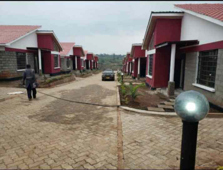 Bungalows for rent or sale along Kenyatta road