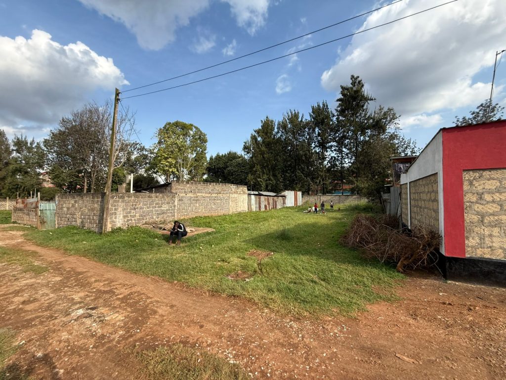 1/4 Acre Plot for Sale – Kikuyu Road