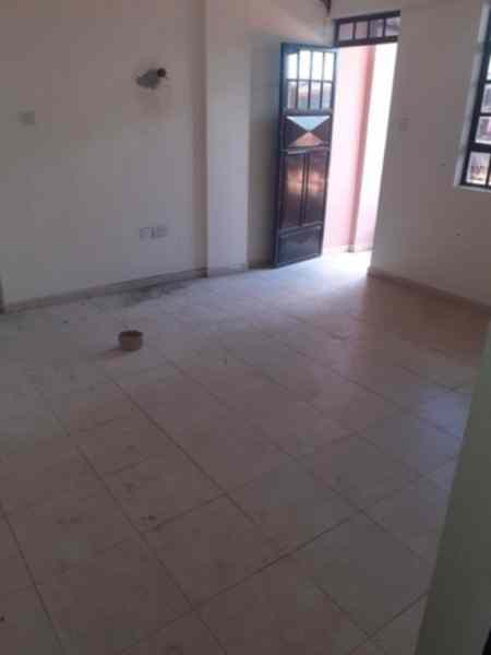 1 and 2 bedroom flat for rent in Ruaka