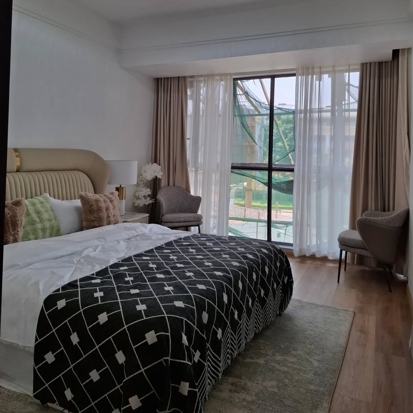 2, 3, 4 and 5 Bedroom Apartment For Sale in Lavington Image