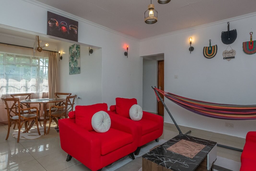 2 Bedroom AIRBNB Apartment in Westlands/ Parklands