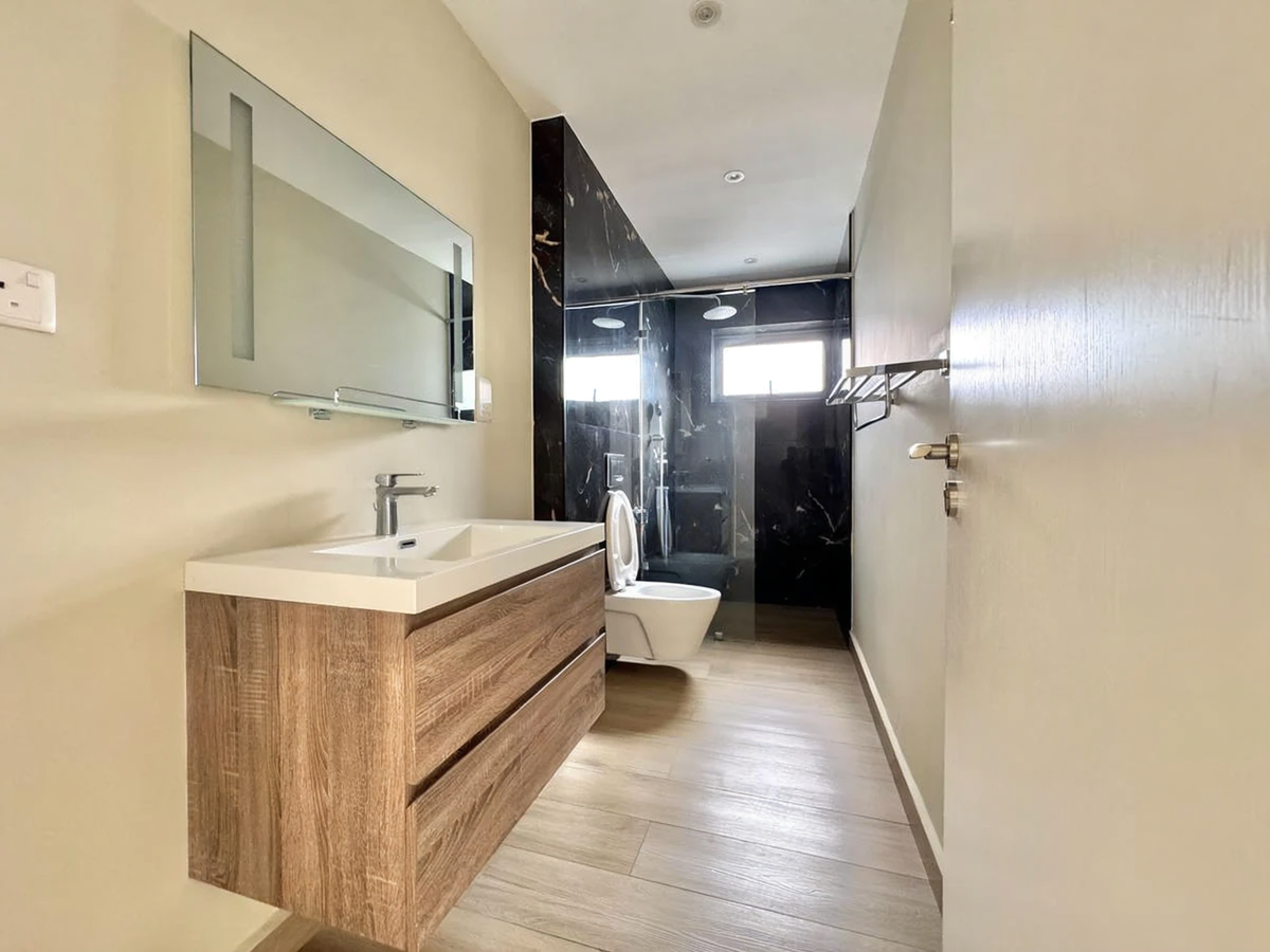 2 bedroom Apartment ensuite to Let at Westlands Image
