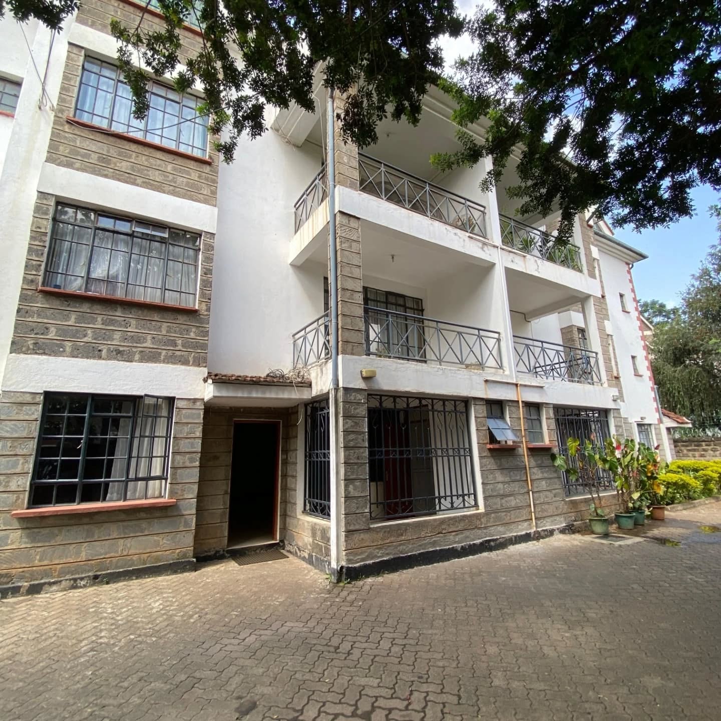 2 Bedroom Apartment For Rent in Kileleshwa