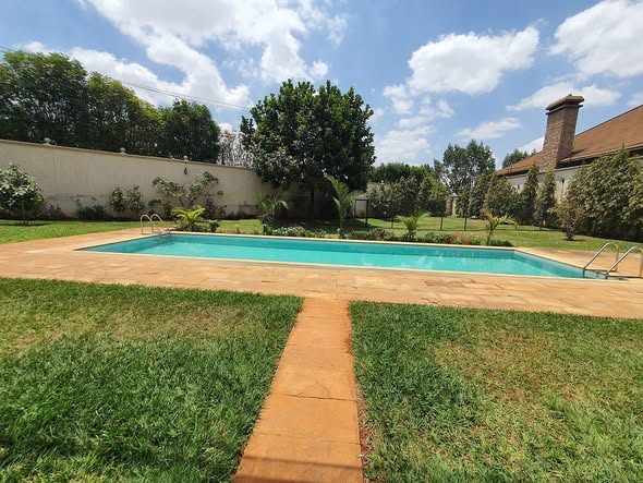 2 bedroom apartment for rent in Lavington