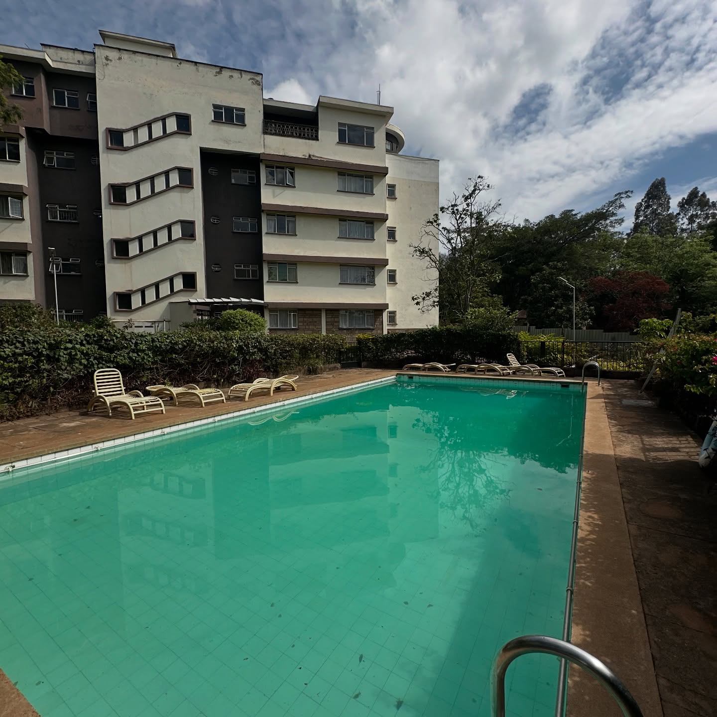 2 Bedroom Apartment for Rent in Statehouse Avenue Image