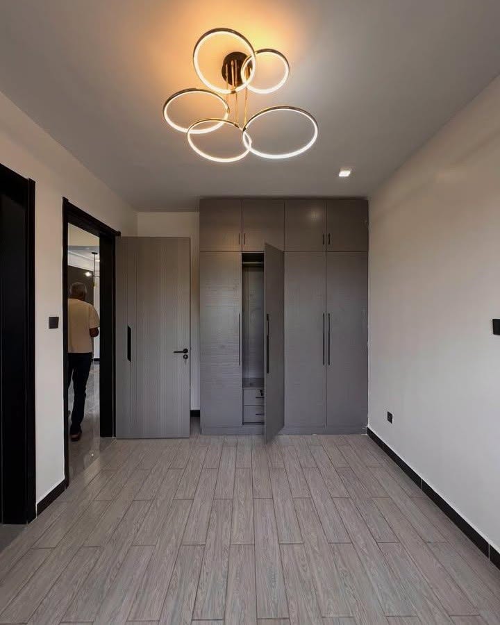 2 bedroom apartment for sale in lavington Image