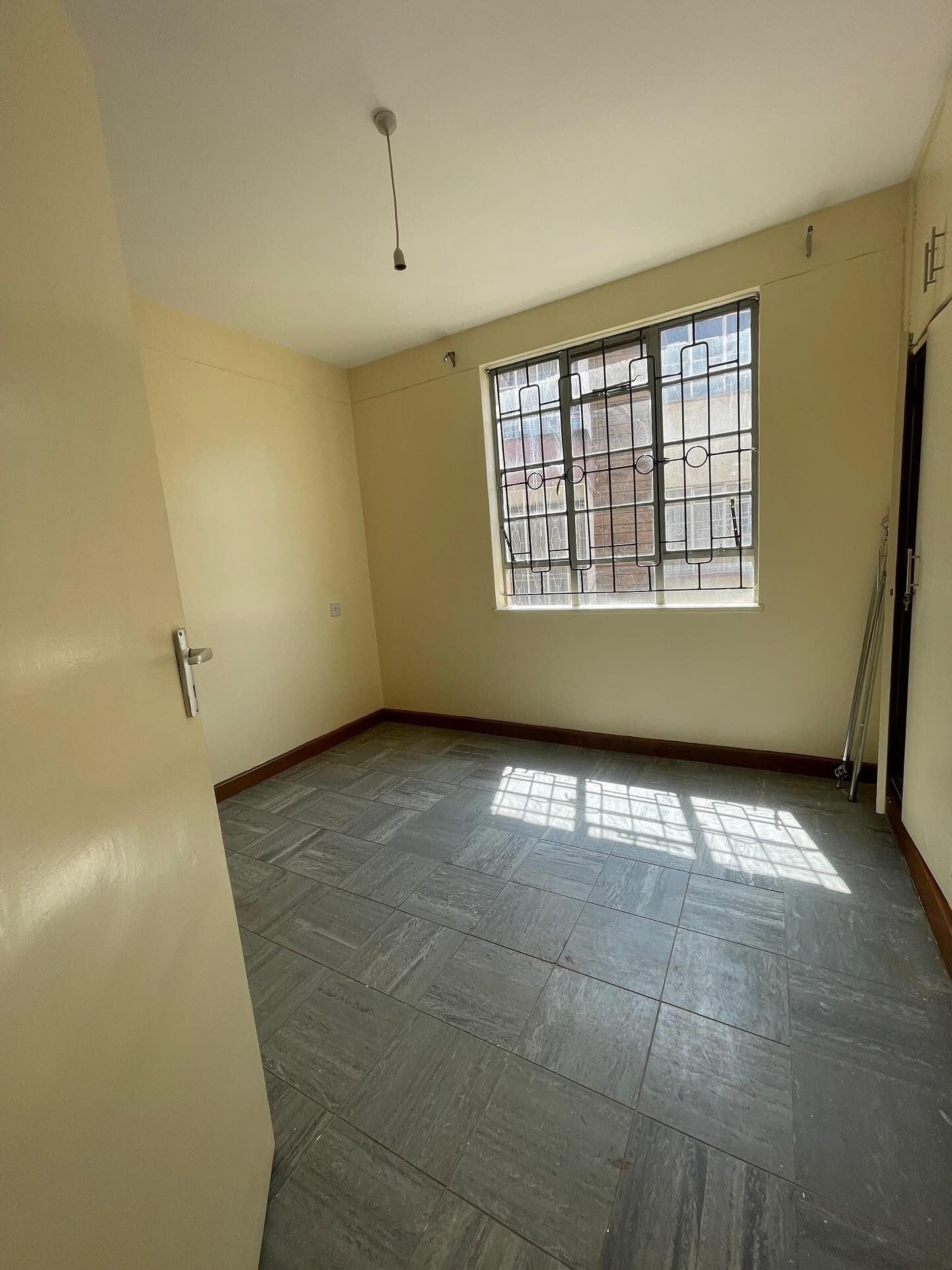 2 bedroom apartment to let in Kileleshwa Image