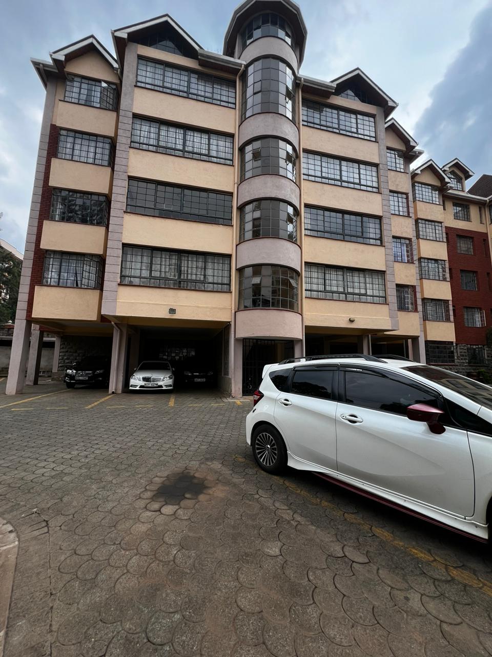 2 Bedroom Apartment To Let in Kileleshwa