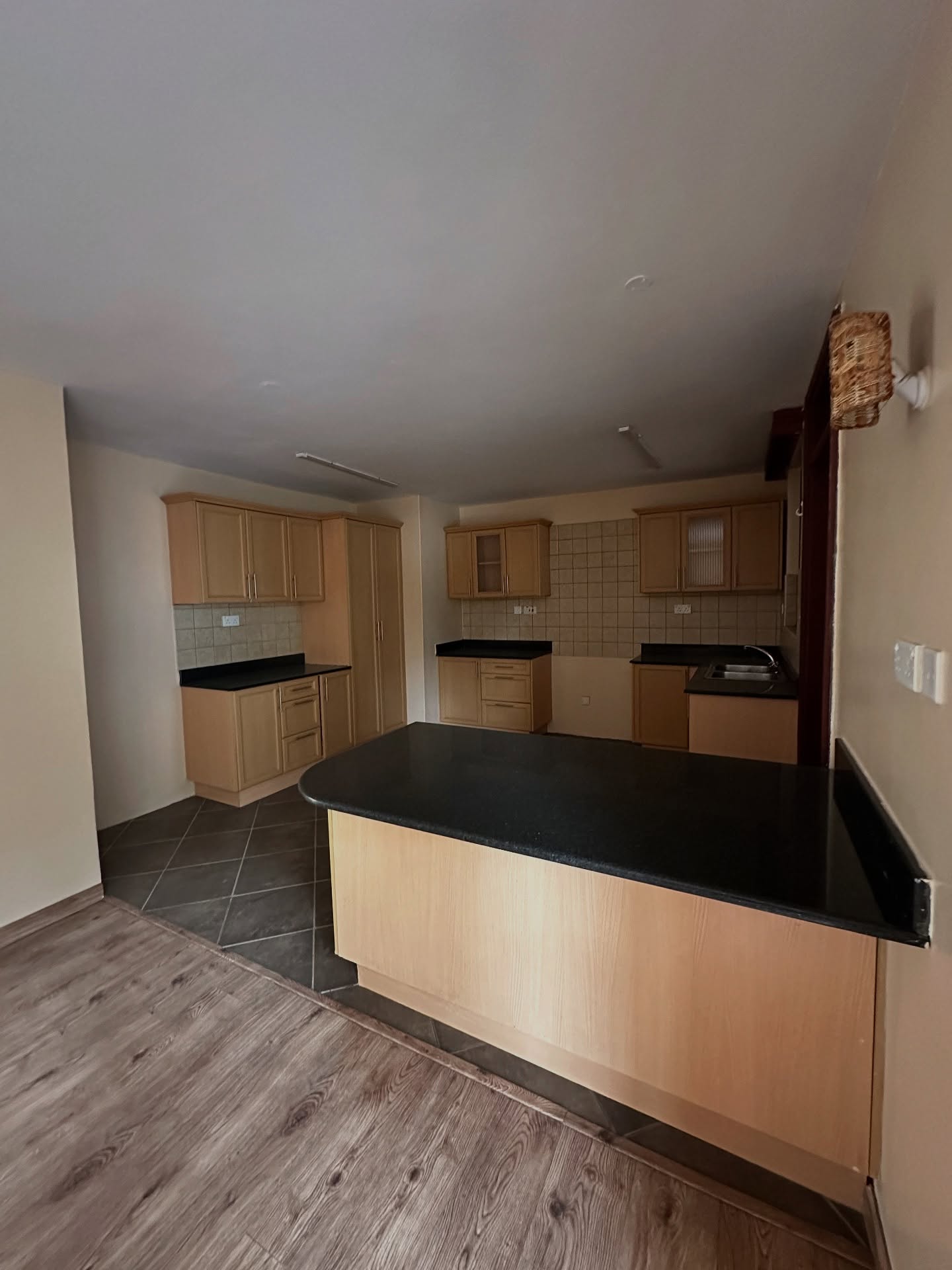 2 bedroom apartment to let in Kilimani near Yaya centre Image
