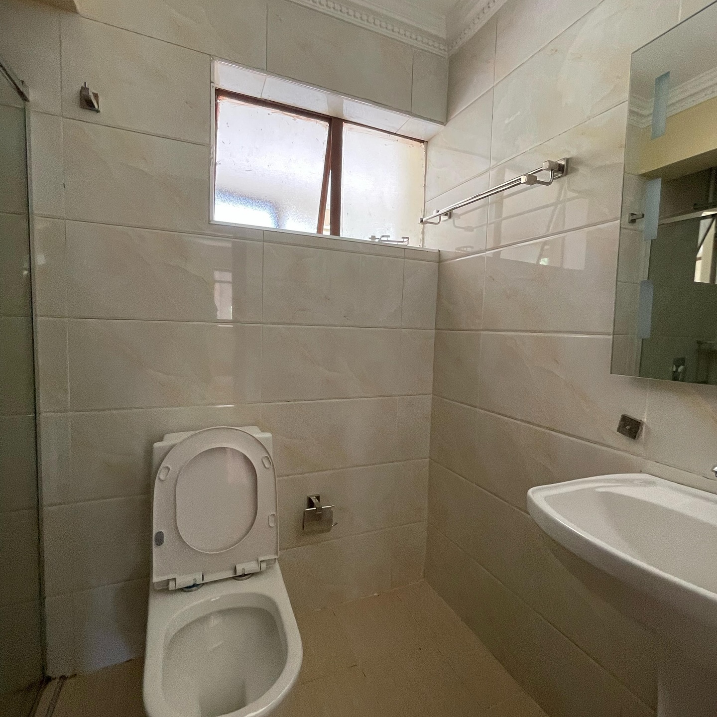 2 bedroom apartment to let in Lavington Image