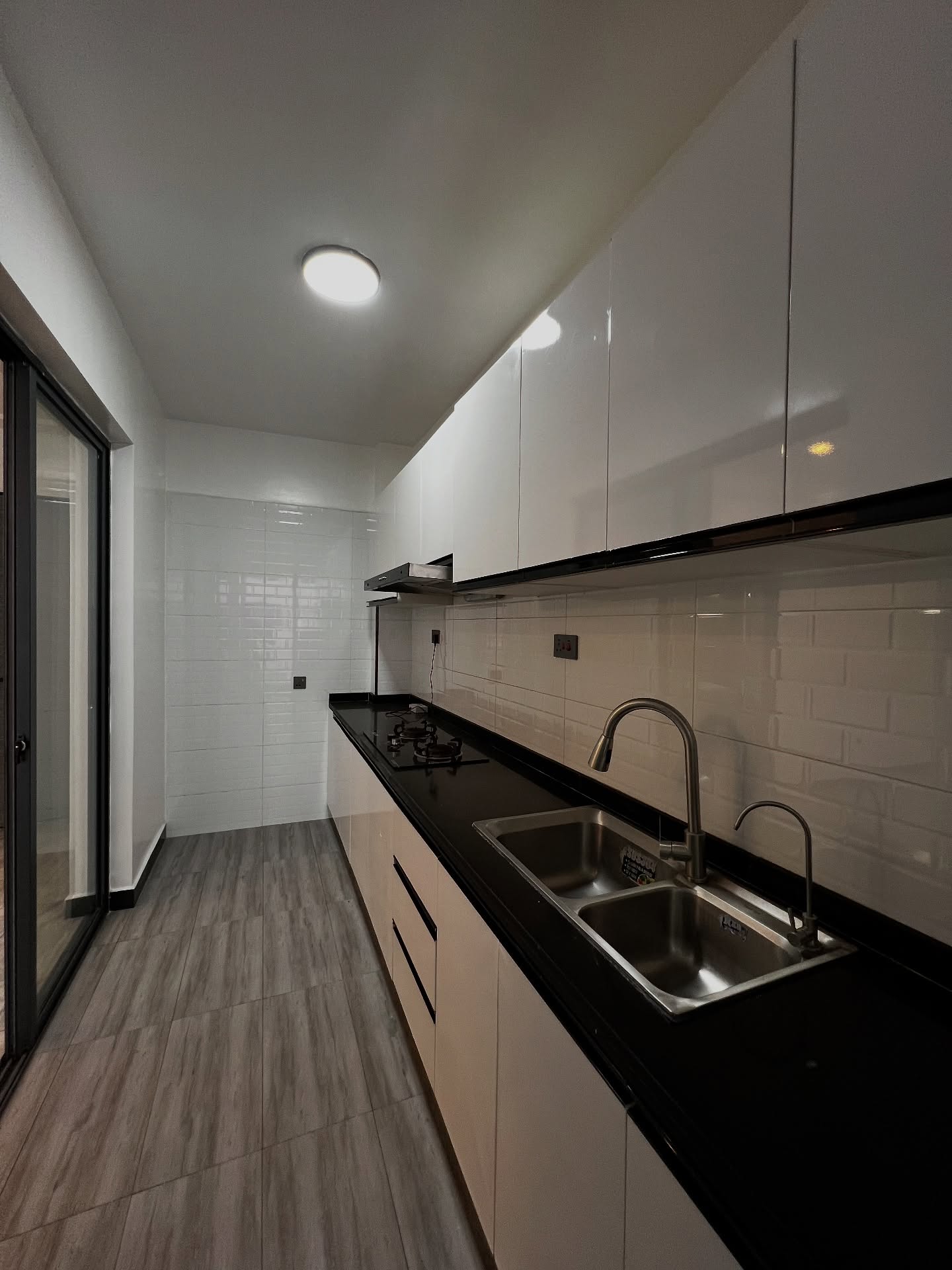 2 bedroom apartment to let in the heart of kilimani area Image
