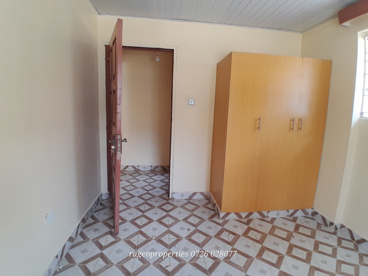 2 bedroom bungalow to let in Karen Image