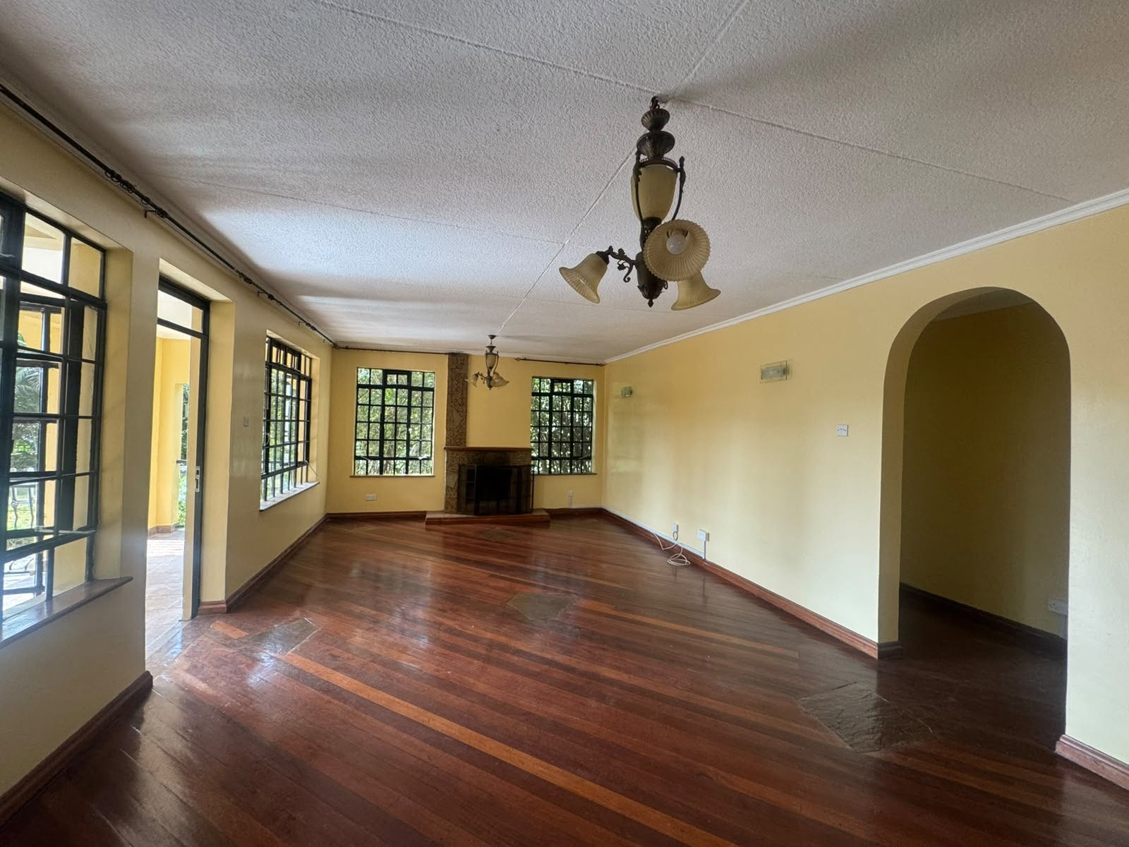 2 bedroom bungalow to let in karen Image