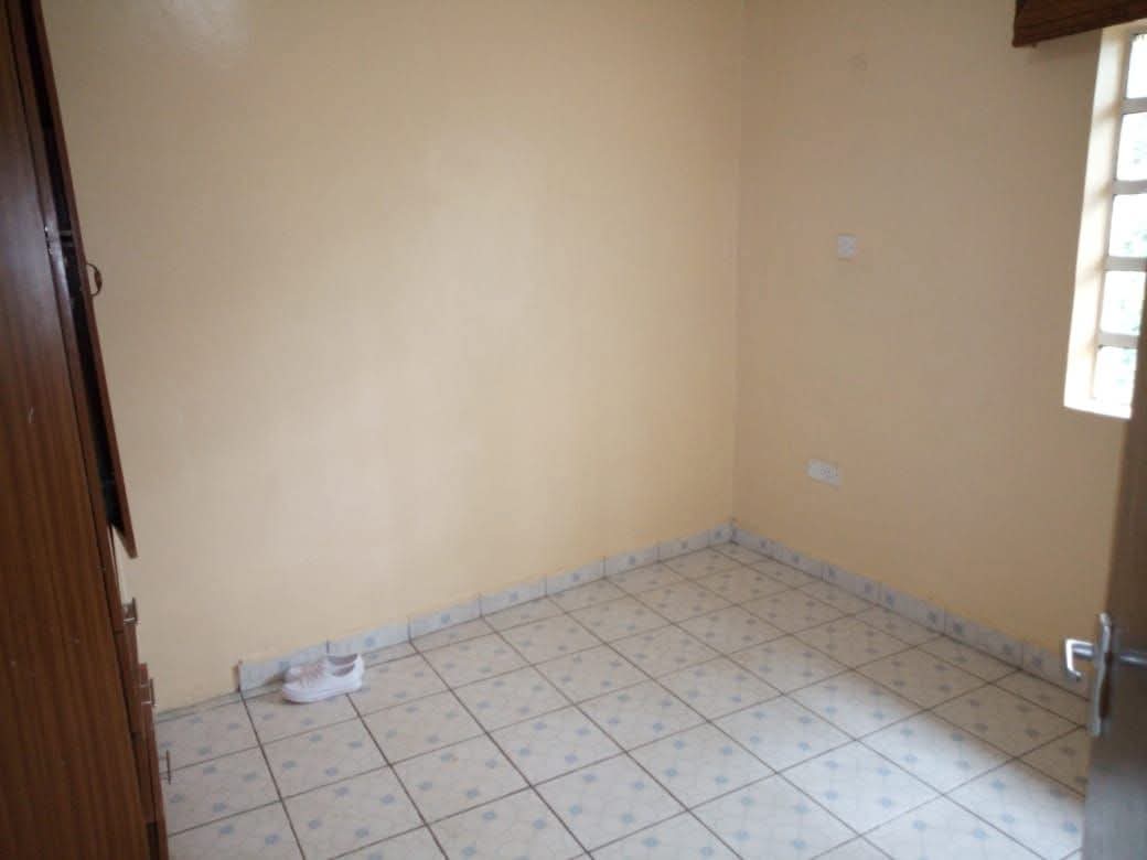 2 bedroom bungalow to let in Kerarapon Image