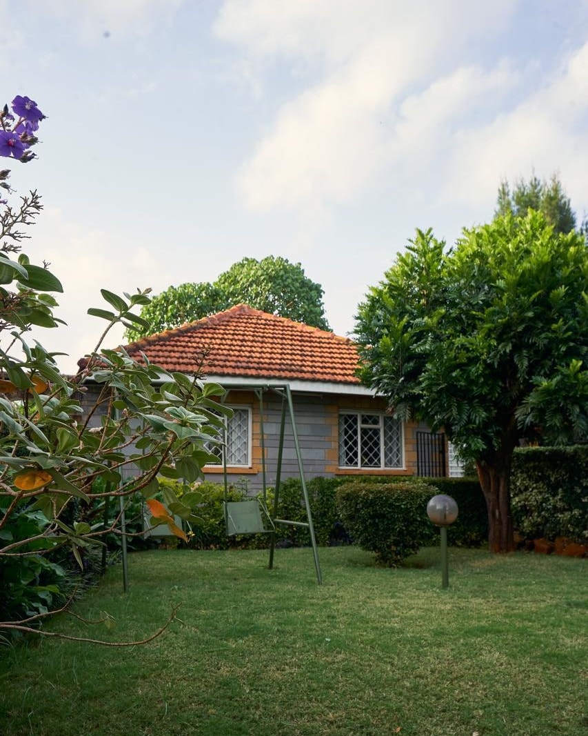 2 bedroom bungalow to let in Runda