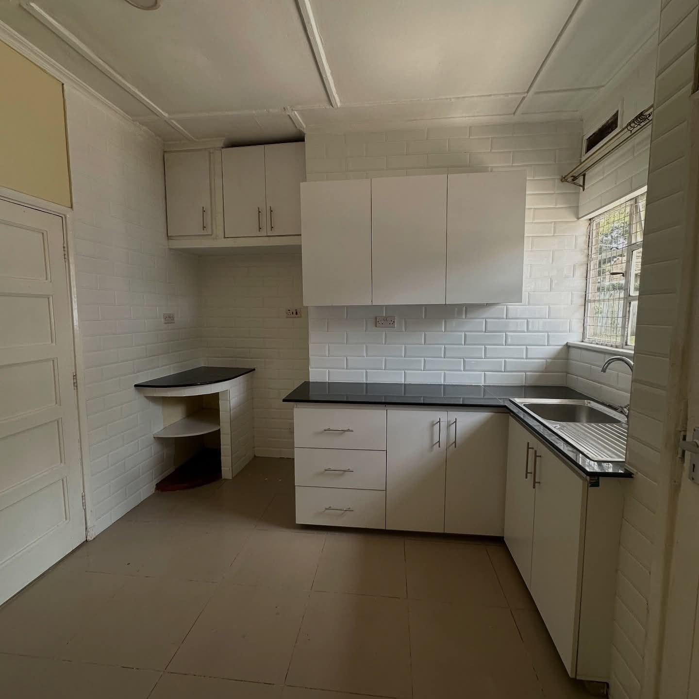 2 bedroom bungalow to let in Woodley off Ngong road Image