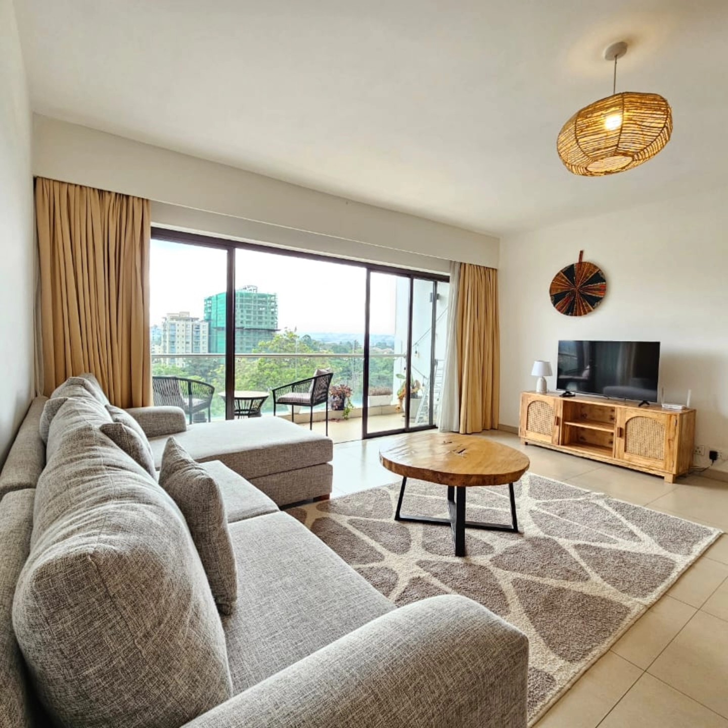 2 Bedroom Furnished Apartment To Let in Lavington