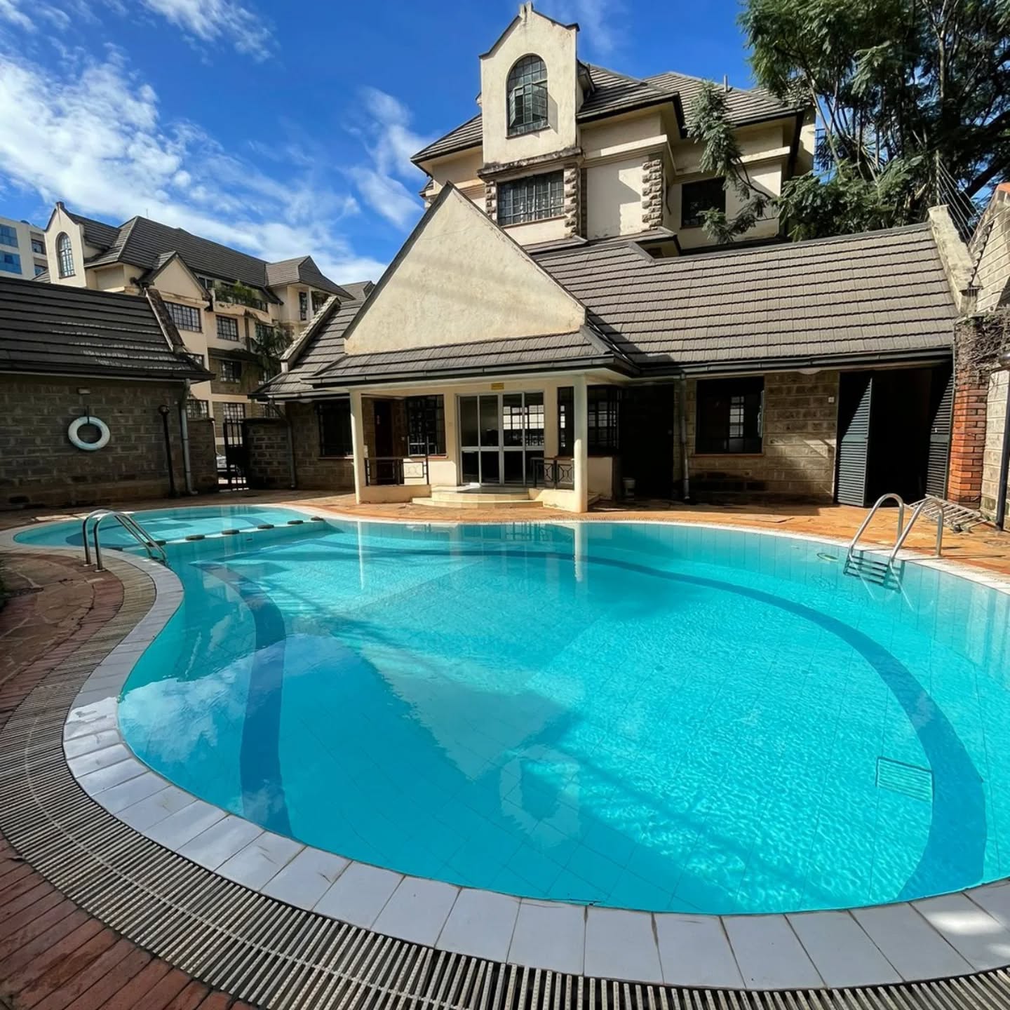 2 Bedroom Penthouse Apartment For Sale in Kileleshwa